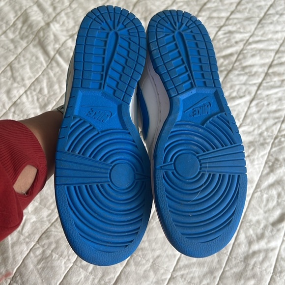 Men’s Nike Dunk Sneakers - Picture 10 of 10